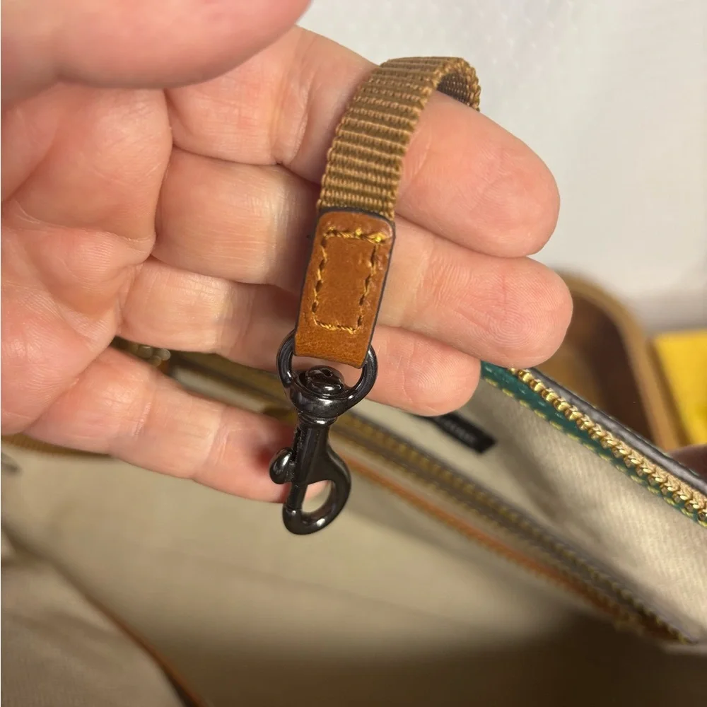 Dooney & Bourke Spearmint Pebbled Leather Large Dome Satchel with Tan Trim NWT - Picture 10 of 14